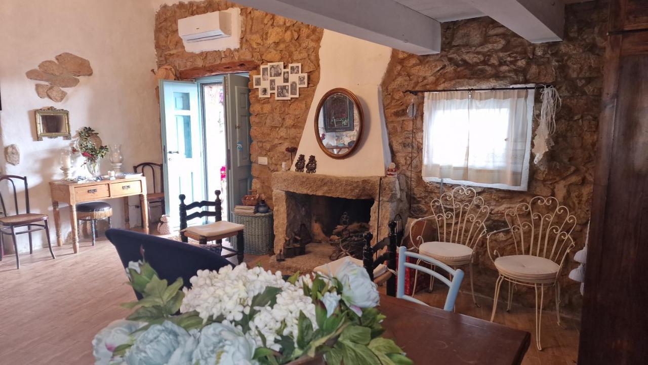 Rifugio Monte Pino Villa Telti Esterno foto