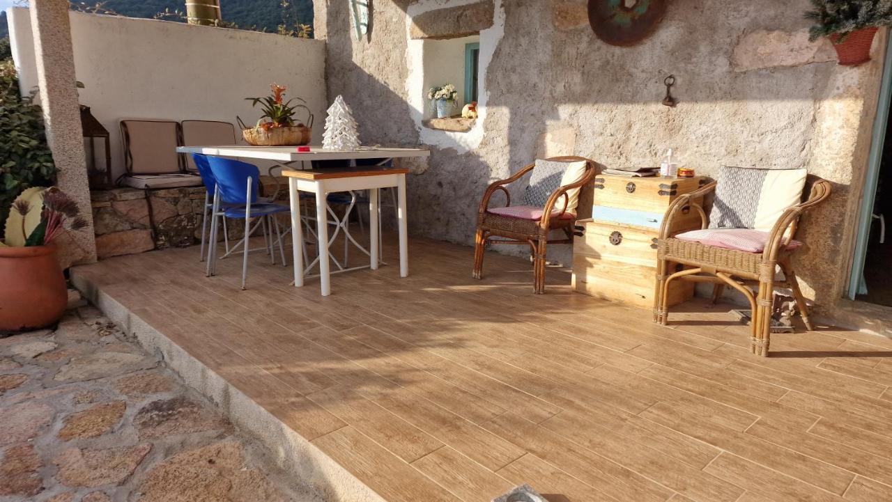 Rifugio Monte Pino Villa Telti Esterno foto